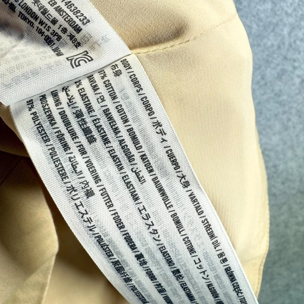 Abercrombie & Fitch Vest Women's Medium Cream‎ V-Neck Sleeveless Button-Front - Picture 8 of 9